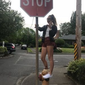 Meet your Posher, Olive